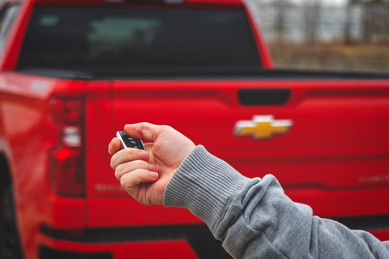 Powered Retractable Bed Cover 5'10" Bed | Chevy/GMC 1500 (19-25) 51120580