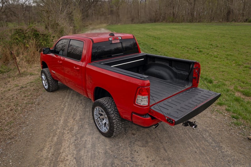 Powered Retractable Bed Cover 5'7" Bed | Ram 1500 (19-25)/1500 TRX (21-24) 51307550