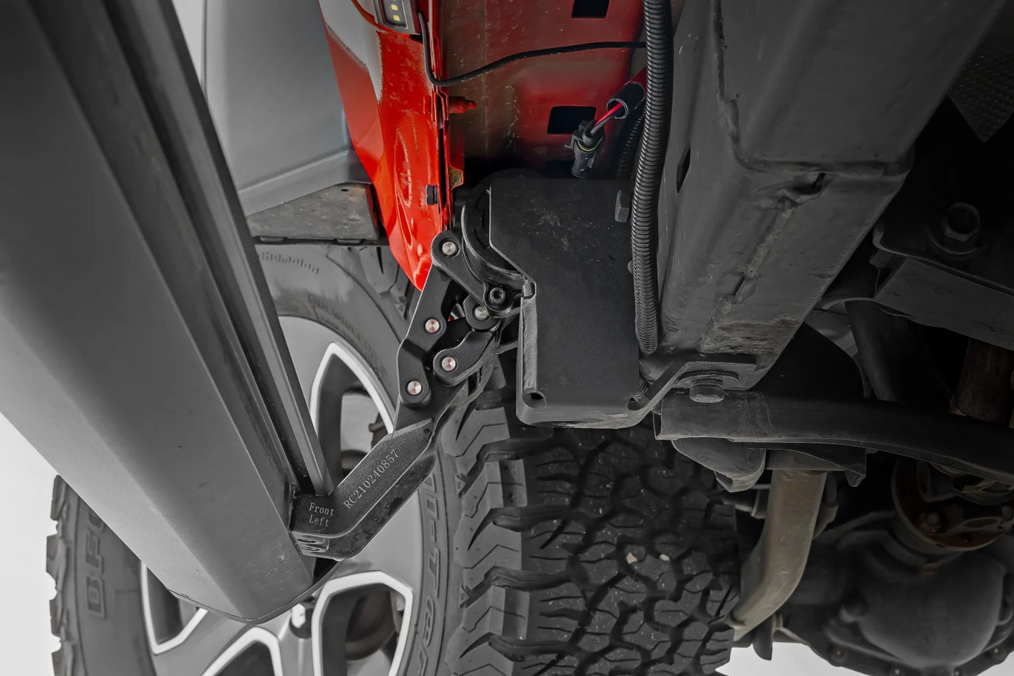 Rough Country Power Running Boards Dual Electric Motor | 4 Door | Jeep Wrangler JL (18-24) - PSR610430