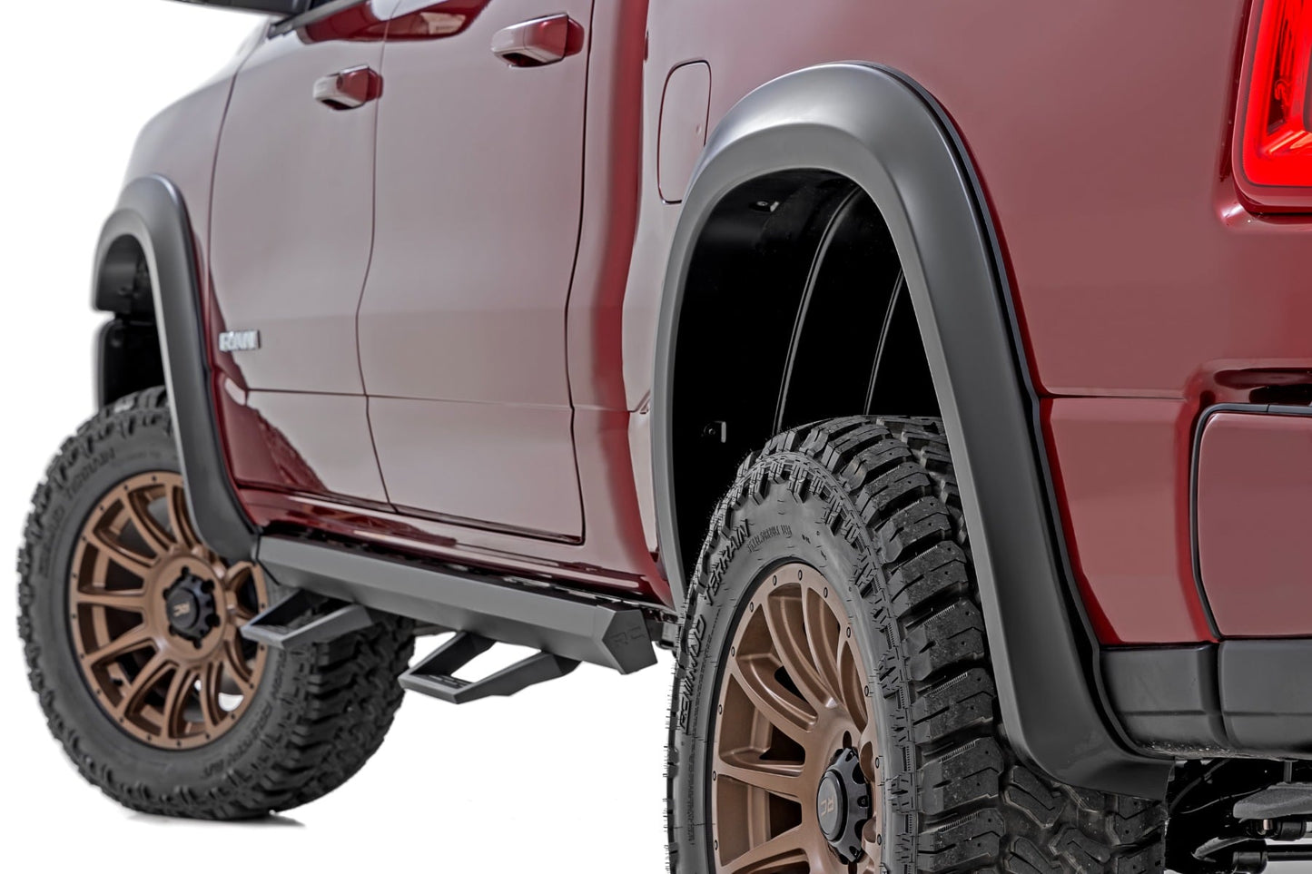 Sport Fender Flares | PW7 Bright White | Ram 1500 2WD/4WD (2025-2026)