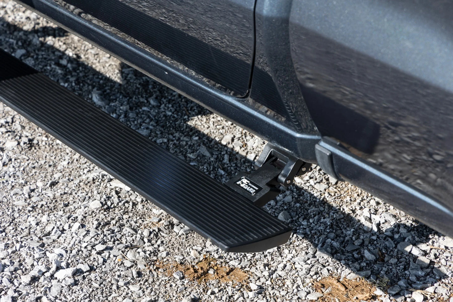Rough Country Power Running Boards Chevy/GMC 1500/2500HD/3500HD (19-25) - PSR51925