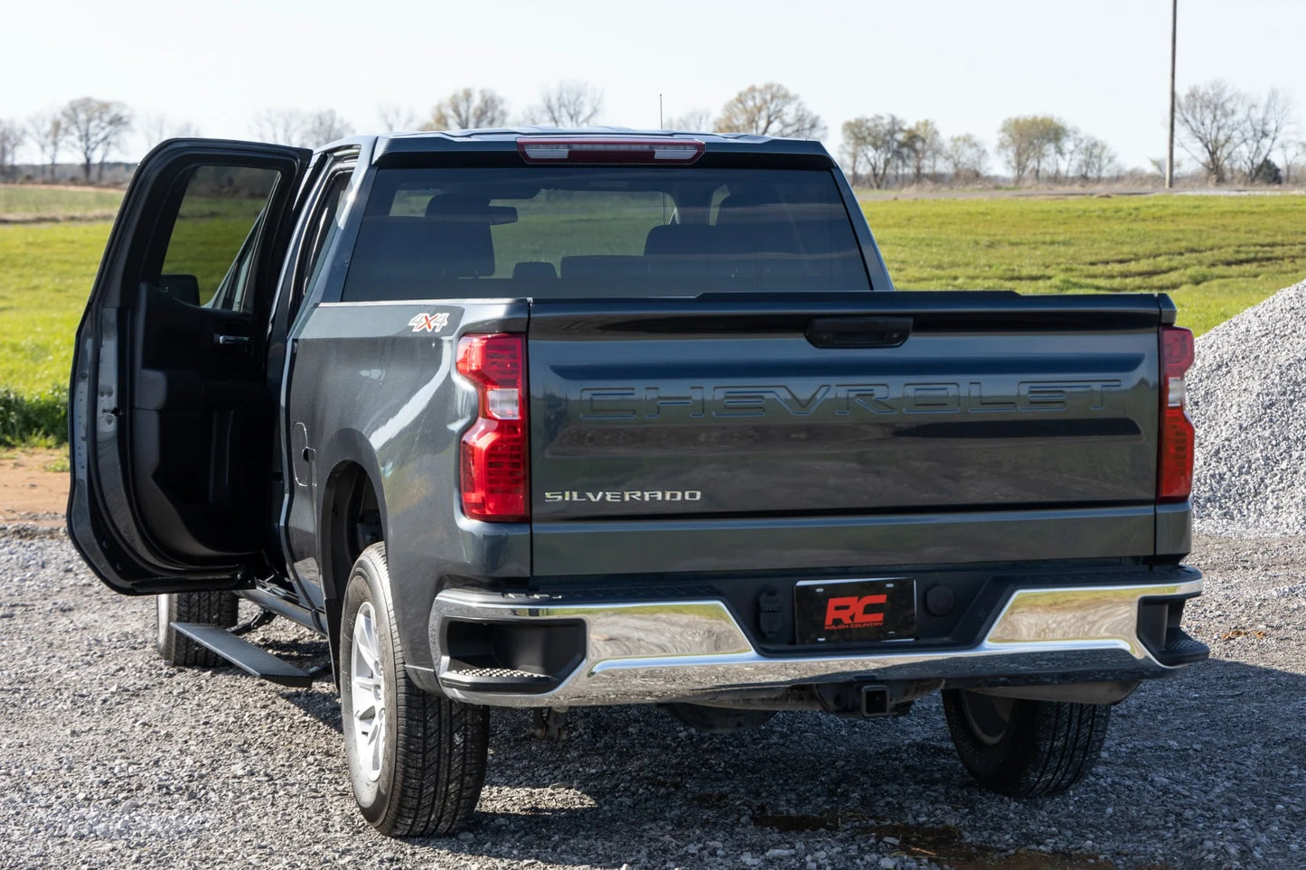 Rough Country Power Running Boards Chevy/GMC 1500/2500HD/3500HD (19-25) - PSR51925
