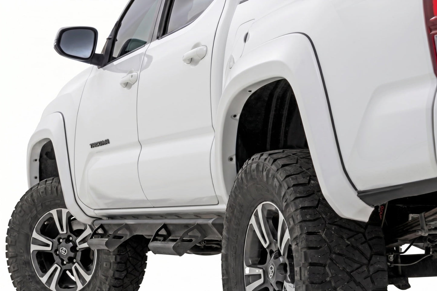 Sport Fender Flares | O40 Super White | Toyota Tacoma 2WD/4WD (2016-2023)