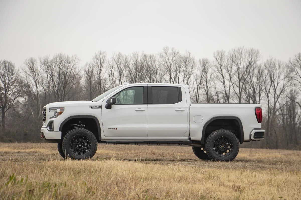 ROUGH COUNTRY 4 Inch Lift Kit AT4/Trailboss | Chevy/GMC 1500 2WD/4WD (19-24)/Silverado 1500 (19-24)