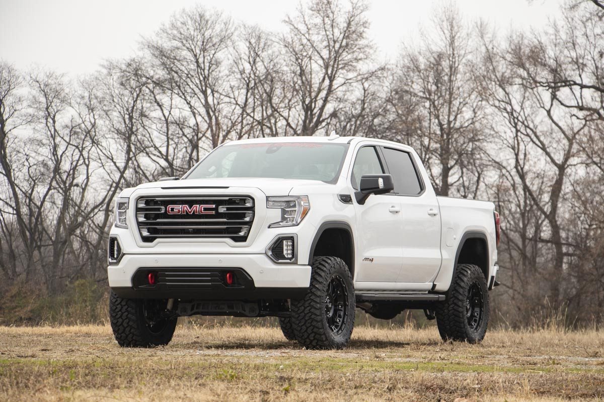 ROUGH COUNTRY 4 Inch Lift Kit AT4/Trailboss | Chevy/GMC 1500 2WD/4WD (19-24)/Silverado 1500 (19-24)