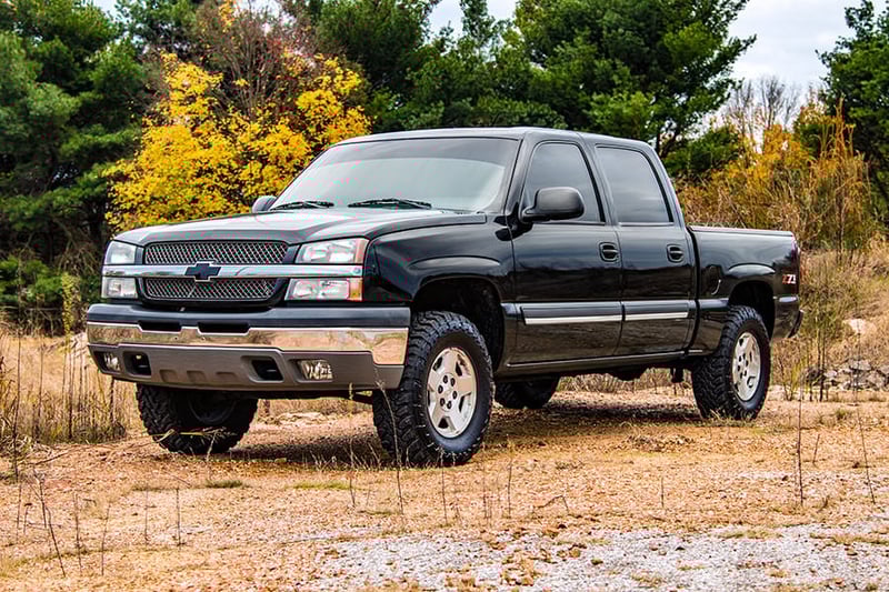 Rough Country 1.5-2 Inch Lift Kit Chevy/GMC 1500 4WD (99-06 & Classic) - 28330