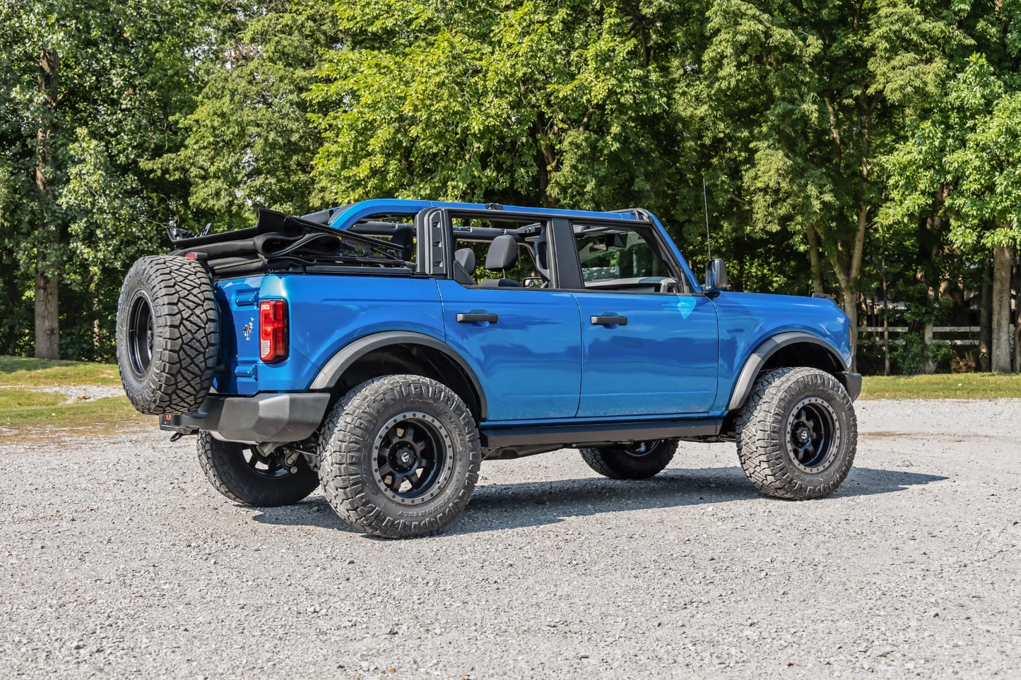 ROUGH COUNTRY 2 Inch Loaded Strut Lift Kit Ford Bronco 4WD (2021-2025)-591141