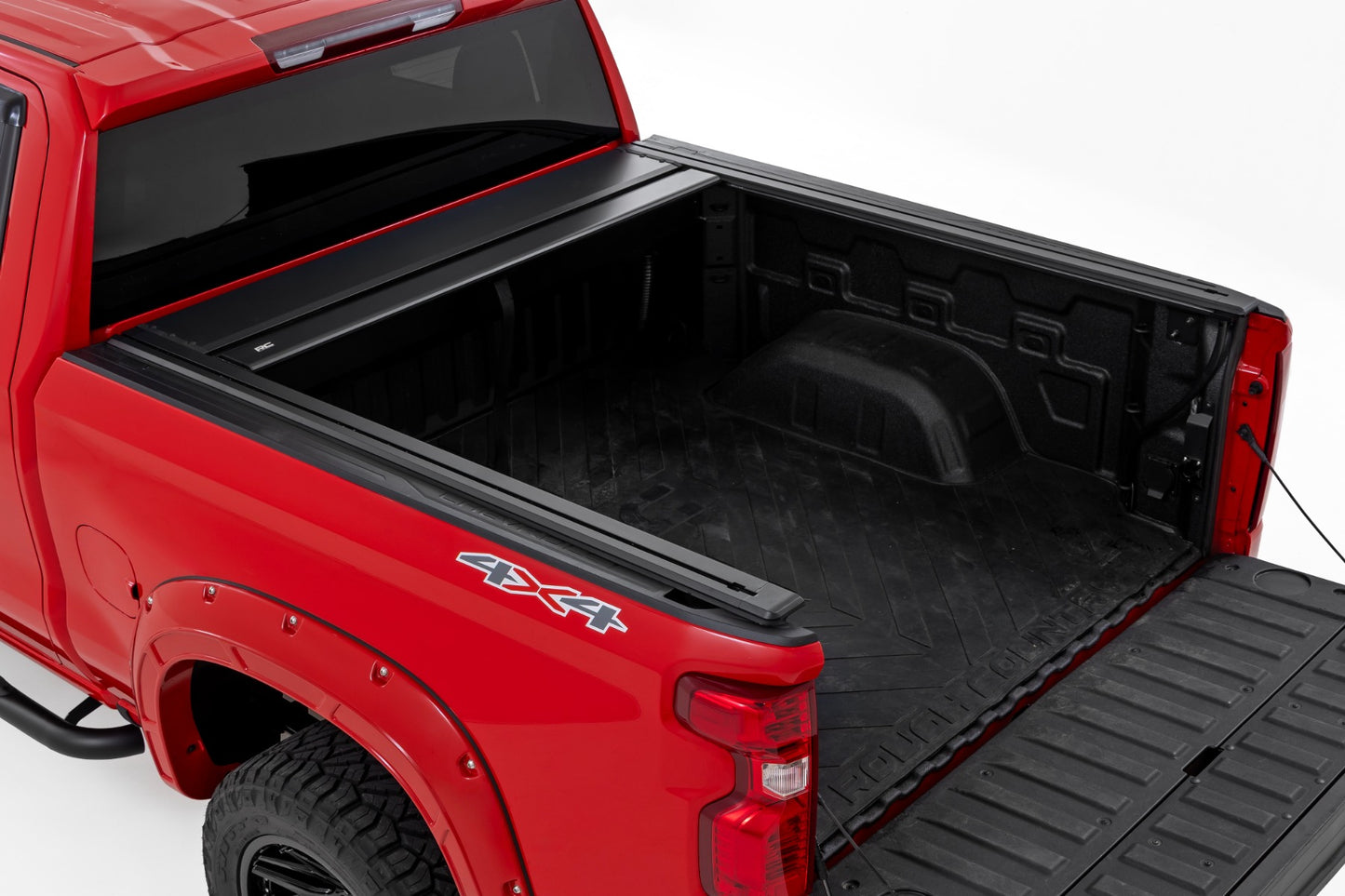 Manual Retractable Bed Cover 5'10" Bed | Chevy/GMC Sierra 1500 (19-26)/Silverado 1500 (19-26)